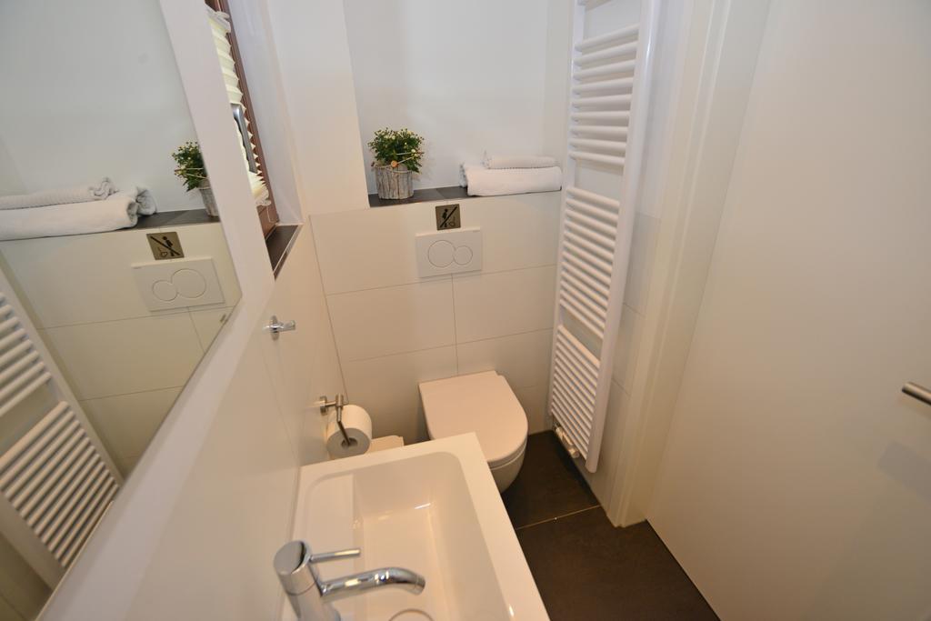 Moderne Ferienwohnung Deichstrasse Hennef  Chambre photo